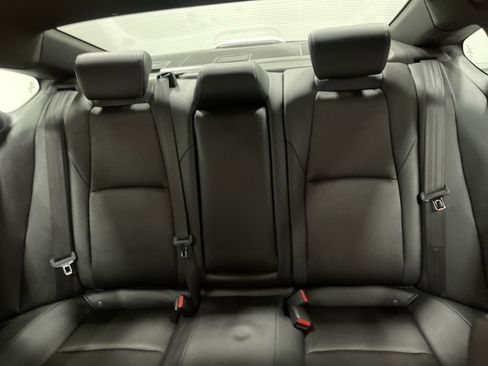 Used 2019 Honda Accord Sport image 11