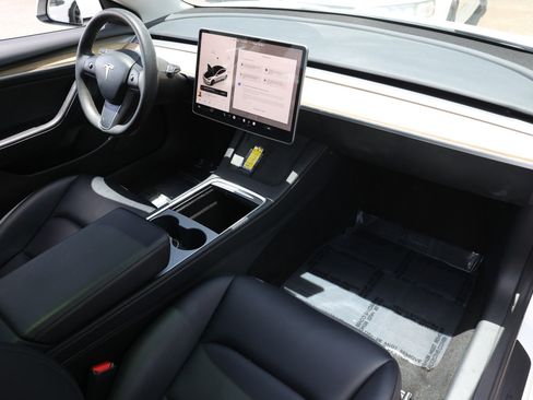 Used 2023 Tesla Model 3 Standard Range RWD image 20