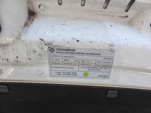 Used 2019 Volkswagen Jetta GLI FWD image 34