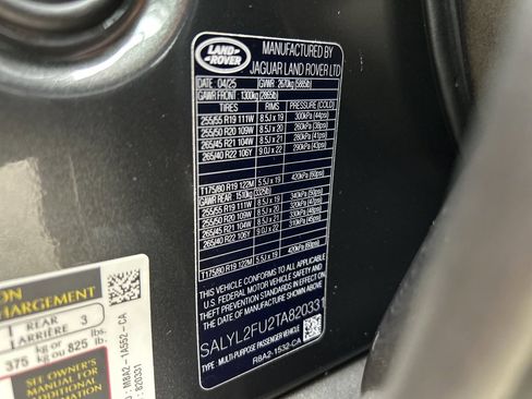 New 2026 Land Rover Range Rover Velar Dynamic SE image 30