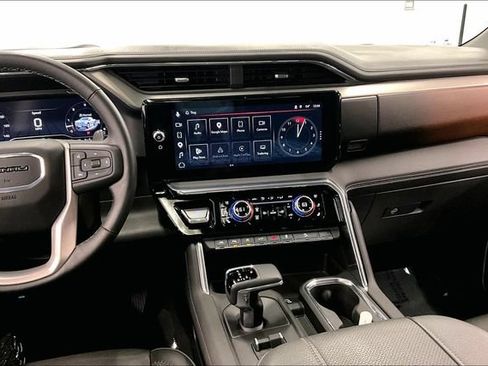 Used 2025 GMC Sierra 1500 Denali w/ Denali Reserve Package AWD/4WD image 7