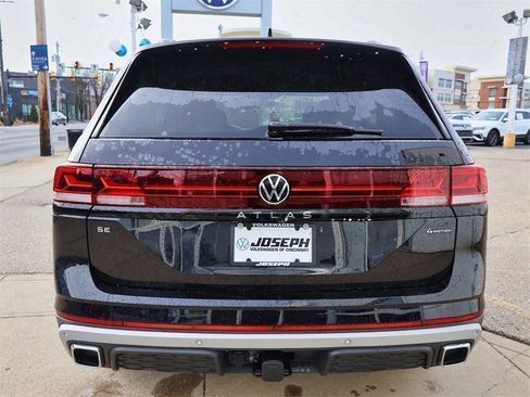 New 2026 Volkswagen Atlas Peak Edition AWD/4WD image 4