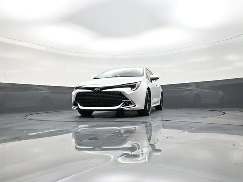 Used 2023 Toyota Corolla XSE image 28