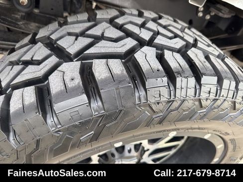 Used 2017 Ford F250 XLT w/ XLT Value Package image 38