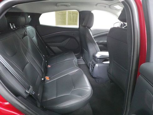 Used 2025 Ford Mustang Mach-E Premium AWD/4WD image 31