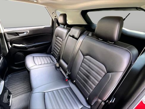 Used 2020 Ford Edge SEL w/ Convenience Package AWD/4WD image 20