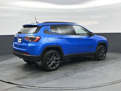 New 2026 Jeep Compass Latitude AWD/4WD image 4