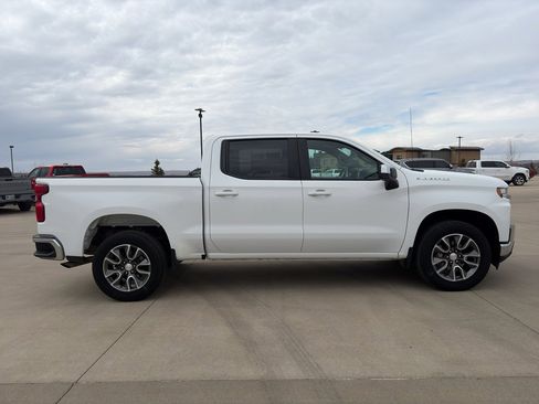 Certified 2022 Chevrolet Silverado 1500 LT image 1