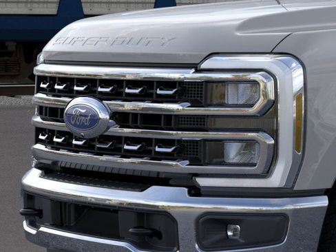 New 2026 Ford F250 Lariat w/ FX4 Off-Road Package image 17