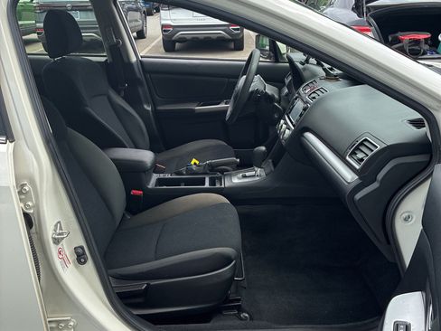 Used 2016 Subaru Impreza 2.0i Premium w/ Popular Package #2 AWD/4WD image 9