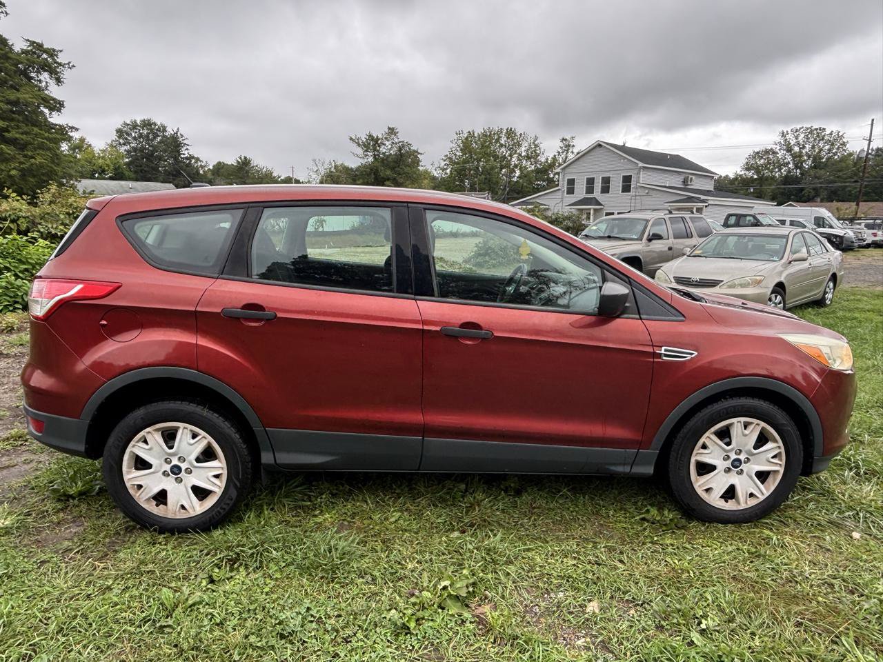 Used 2014 Ford Escape S FWD image 4