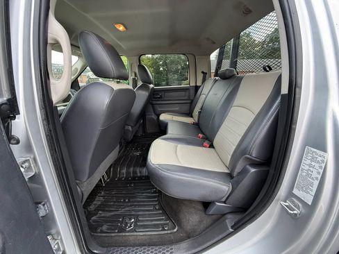 Used 2012 RAM 3500 ST w/ ST Decor Group AWD/4WD image 18