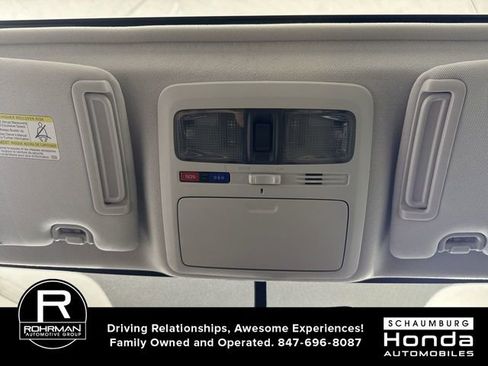 Used 2018 Subaru Forester 2.5i Premium w/ All-Weather Package image 10