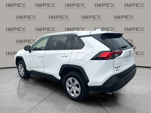Used 2024 Toyota RAV4 LE image 3