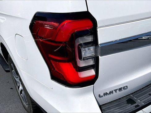 Used 2024 Ford Expedition Max Limited RWD image 23