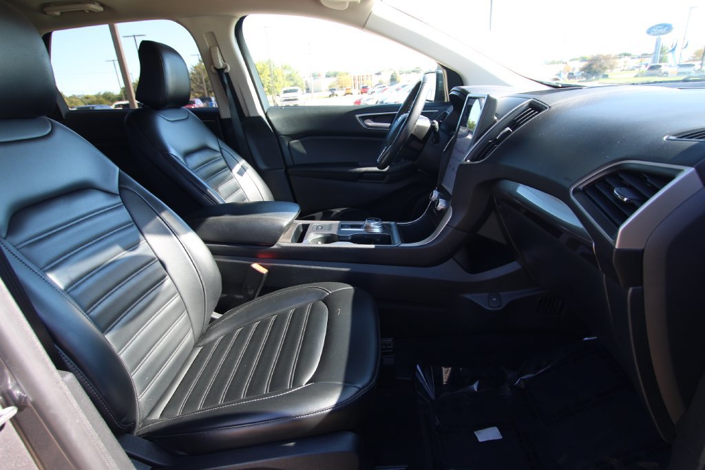 Used 2024 Ford Edge SEL AWD/4WD image 8