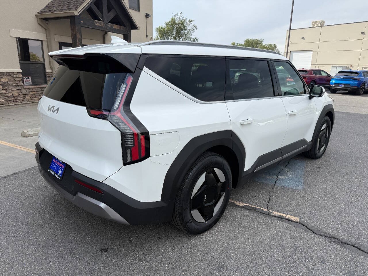 Used 2024 Kia EV9 Wind AWD/4WD image 9