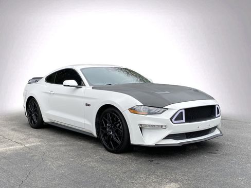 Used 2022 Ford Mustang GT Premium w/ Equipment Group 401A image 2