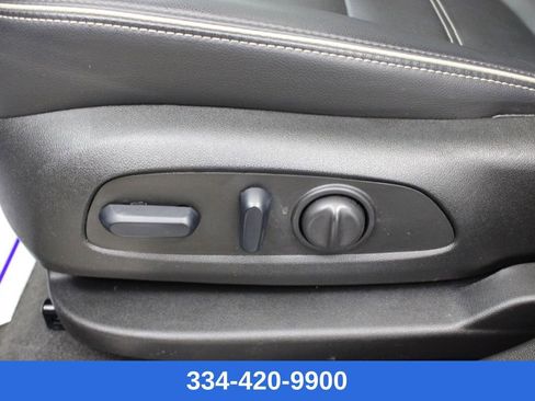 Used 2023 GMC Acadia Denali w/ Denali Ultimate Package image 19