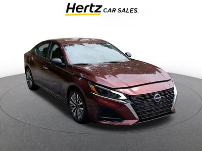 Used 2025 Nissan Altima 2.5 SV