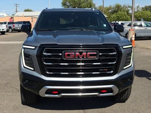 Used 2026 GMC Yukon AT4 Ultimate AWD/4WD image 3
