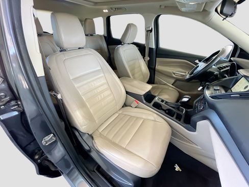 Used 2018 Ford Escape SEL FWD image 17