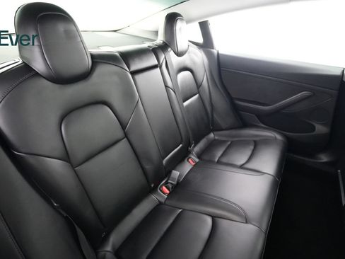 Used 2022 Tesla Model 3 RWD image 5