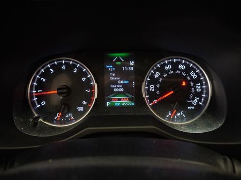 Used 2022 Toyota RAV4 XLE Premium image 29