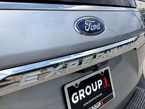 Used 2020 Ford Expedition Limited RWD image 25