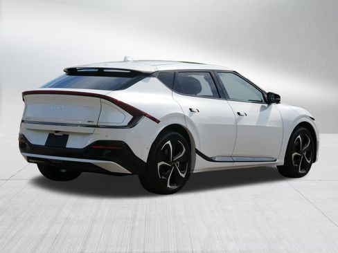 Certified 2024 Kia EV6 GT-Line AWD/4WD image 7
