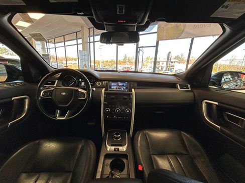 Used 2017 Land Rover Discovery Sport HSE image 24