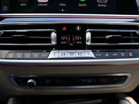 Used 2021 BMW X6 M50i w/ Executive Package image 38