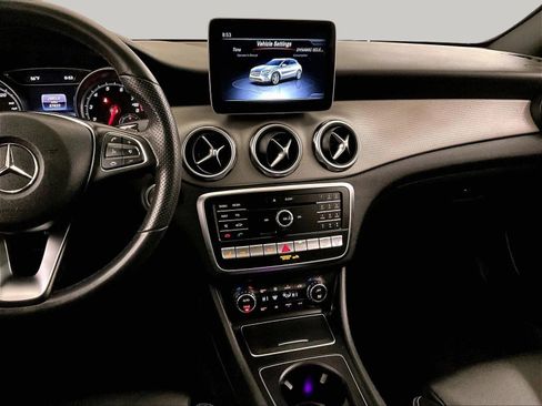 Used 2020 Mercedes-Benz GLA 250 4MATIC image 6