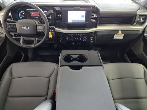 New 2026 Ford F350 XL w/ XL Chrome Package image 19