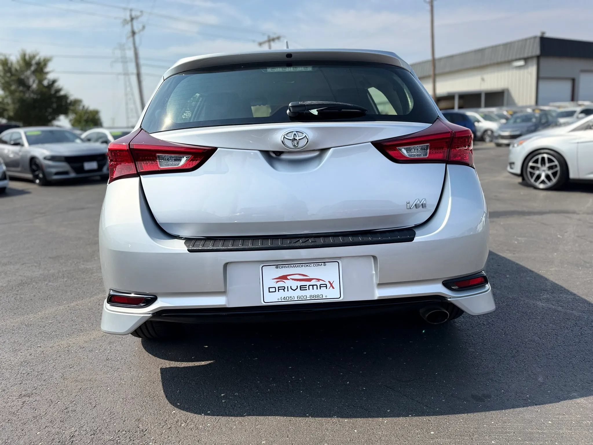 Used 2017 Toyota Corolla iM FWD image 4