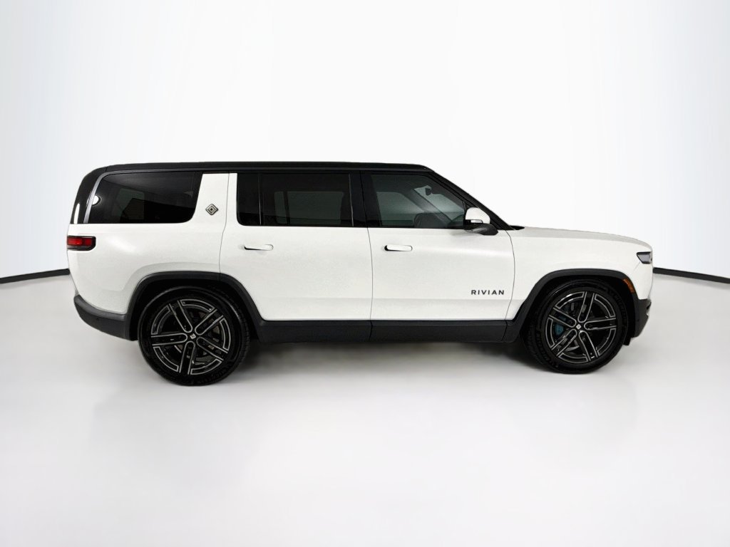 Used 2026 Rivian R1S Premium Quad AWD/4WD image 8