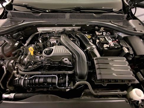 Used 2023 Volkswagen Jetta S image 10