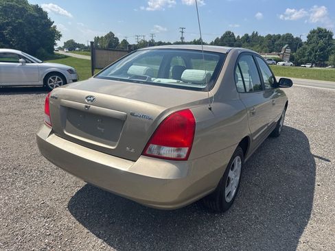 Used 2001 Hyundai Elantra GLS FWD image 10