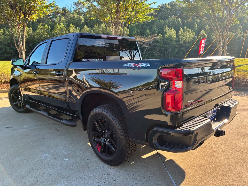 New 2026 Chevrolet Silverado 1500 RST w/ Redline Edition AWD/4WD image 12