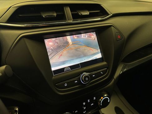 Used 2023 Chevrolet TrailBlazer LS FWD image 14