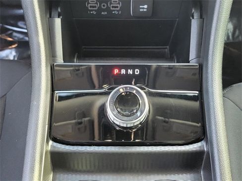 Used 2023 Jeep Grand Cherokee Laredo X image 25