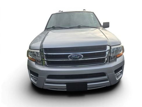 Used 2017 Ford Expedition XLT RWD image 9