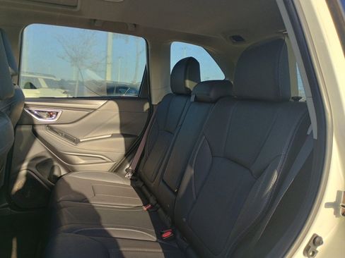 Used 2019 Subaru Forester Limited w/ Popular Package #3 image 17