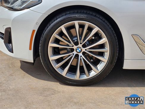 Used 2021 BMW 530i w/ Convenience Package image 11