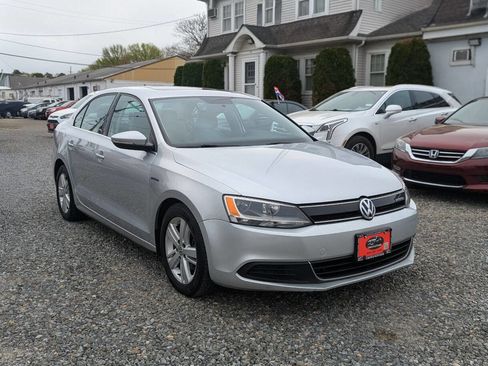 Used 2014 Volkswagen Jetta SEL image 1