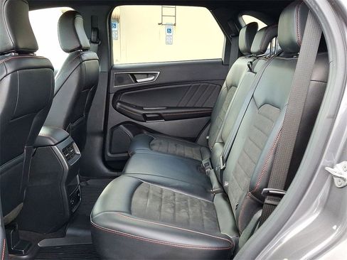 Used 2022 Ford Edge ST-Line image 20