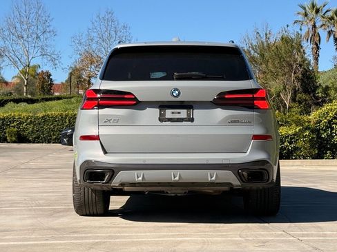 Used 2024 BMW X5 xDrive50e w/ M Sport Package image 6