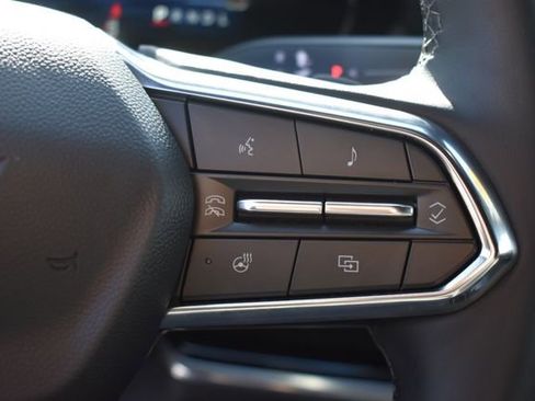 Certified 2025 Chevrolet Equinox LT FWD image 30