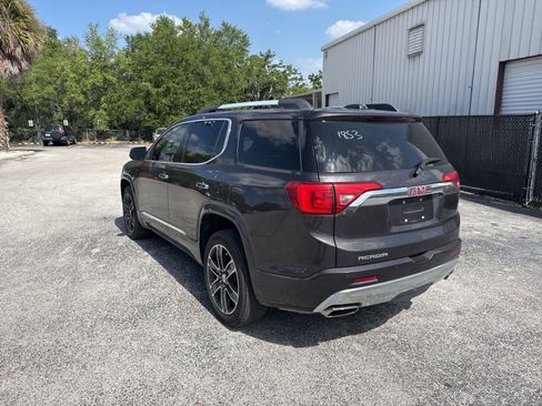 Used 2018 GMC Acadia Denali image 4