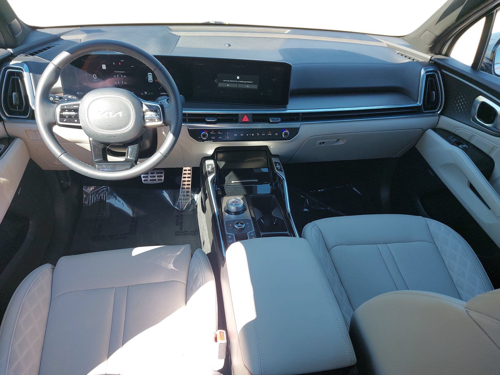 Used 2025 Kia Sorento SX Prestige AWD/4WD image 9